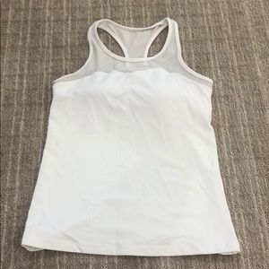 Zyia tank with removable cup pads.